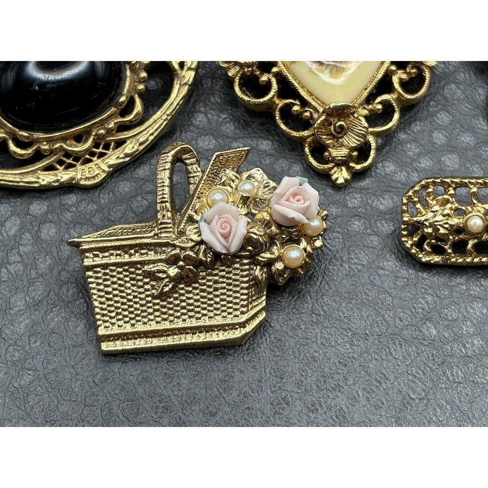 VTG Lot Of 5 Brooch Pin 3 1928 Brand Floral Heart Bow Basket Victorian Style - Picture 7 of 10